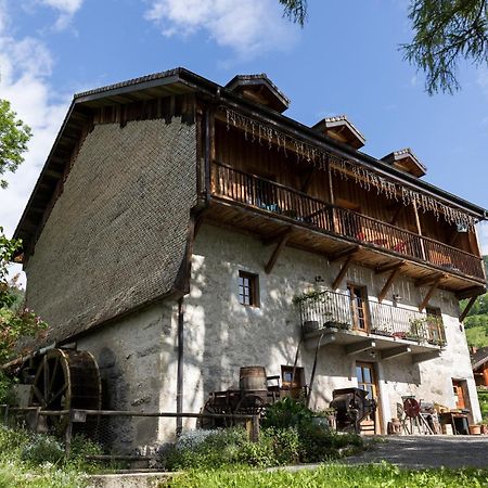 Auberge Du Moulin De Lere Vailly Екстериор снимка