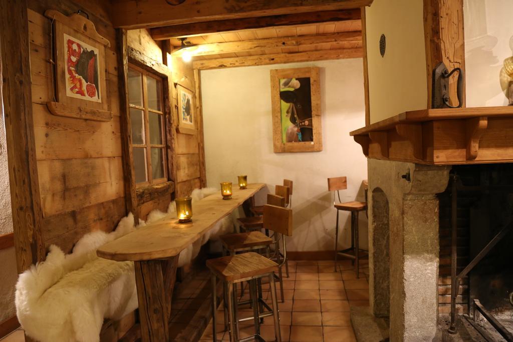 Auberge Du Moulin De Lere Vailly Екстериор снимка