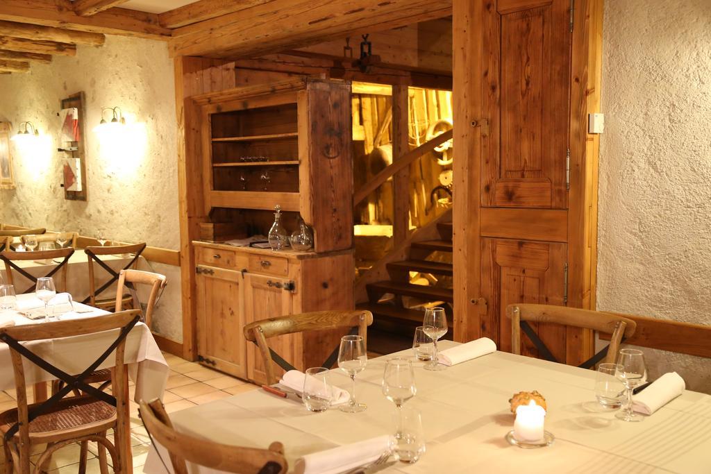 Auberge Du Moulin De Lere Vailly Екстериор снимка