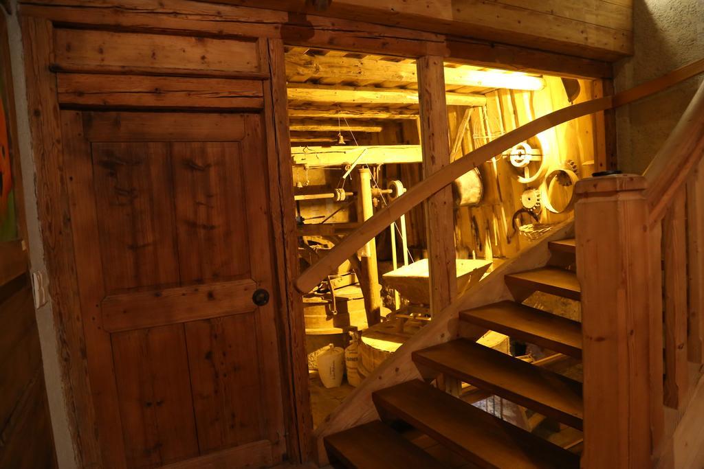 Auberge Du Moulin De Lere Vailly Екстериор снимка