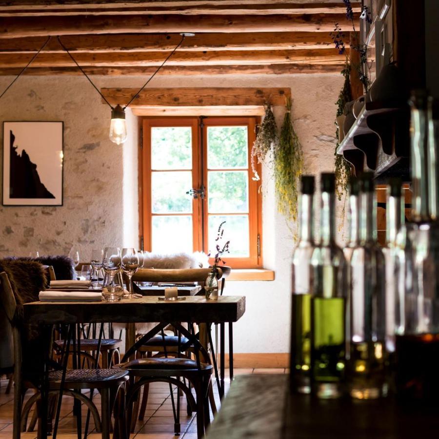 Auberge Du Moulin De Lere Vailly Екстериор снимка
