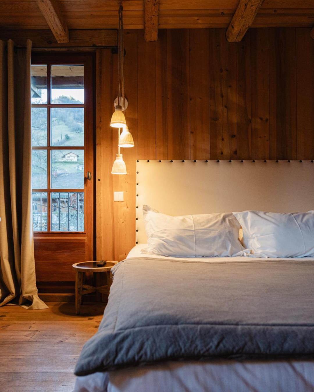 Auberge Du Moulin De Lere Vailly Екстериор снимка
