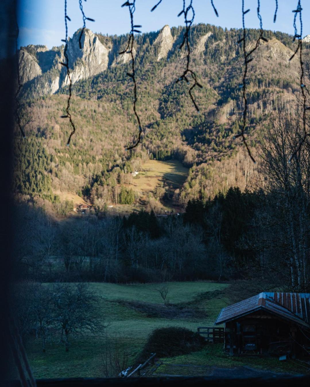 Auberge Du Moulin De Lere Vailly Екстериор снимка