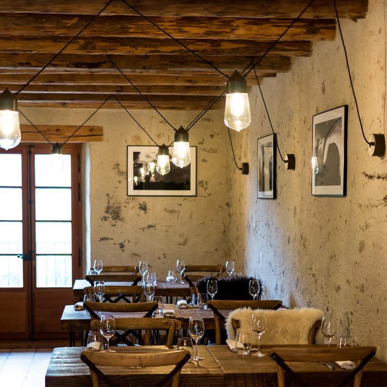 Auberge Du Moulin De Lere Vailly Екстериор снимка