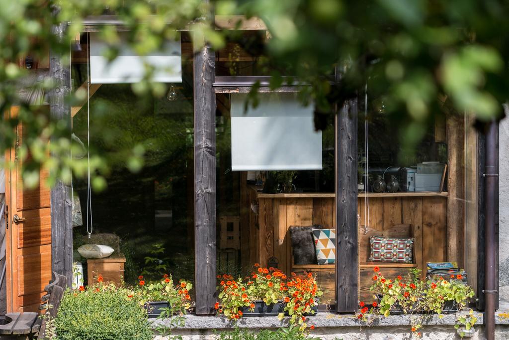 Auberge Du Moulin De Lere Vailly Екстериор снимка