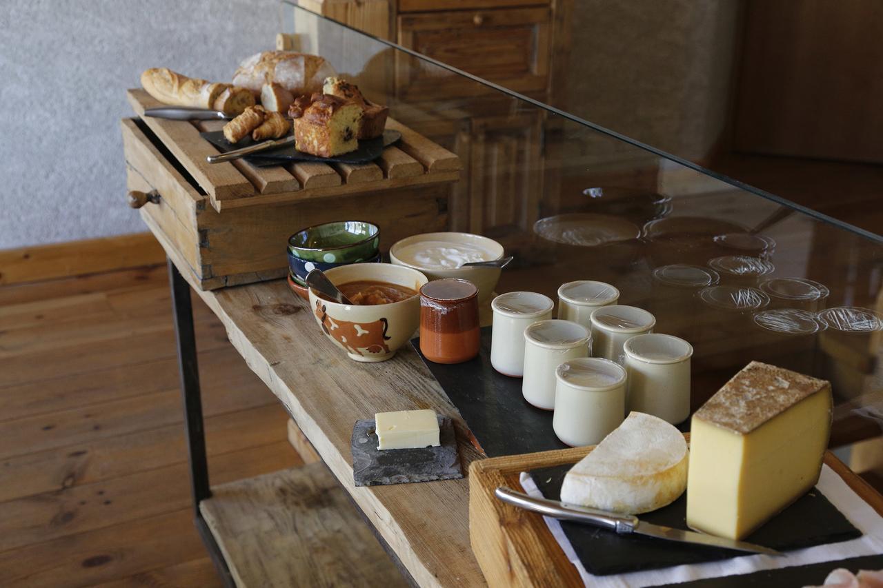 Auberge Du Moulin De Lere Vailly Екстериор снимка